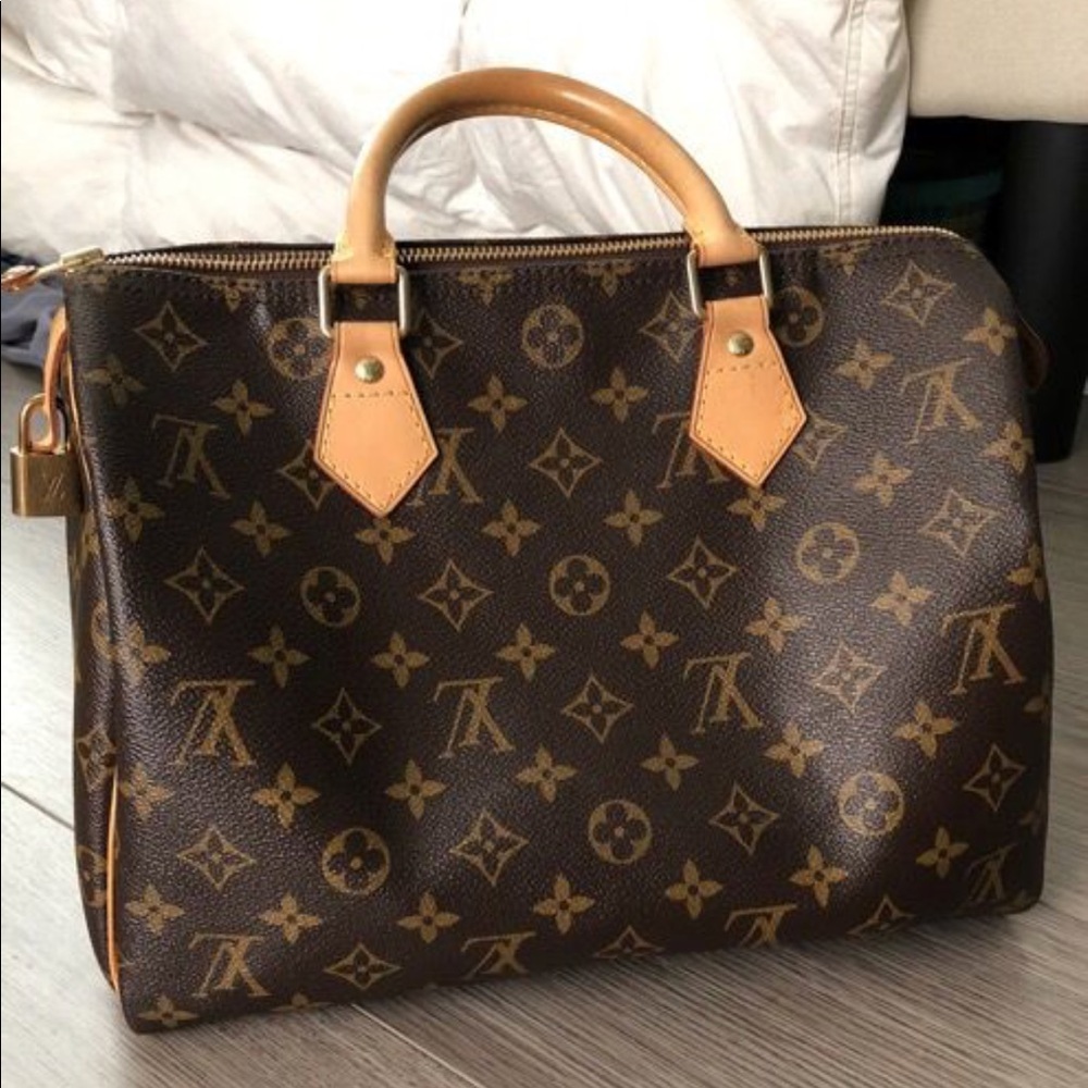 Louis Vuitton Speedy 30